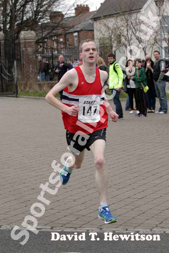 Scott Ellis (NSP) finishing the Wallsend Harriers Terry O'Gara Memorial 5k Road Race.